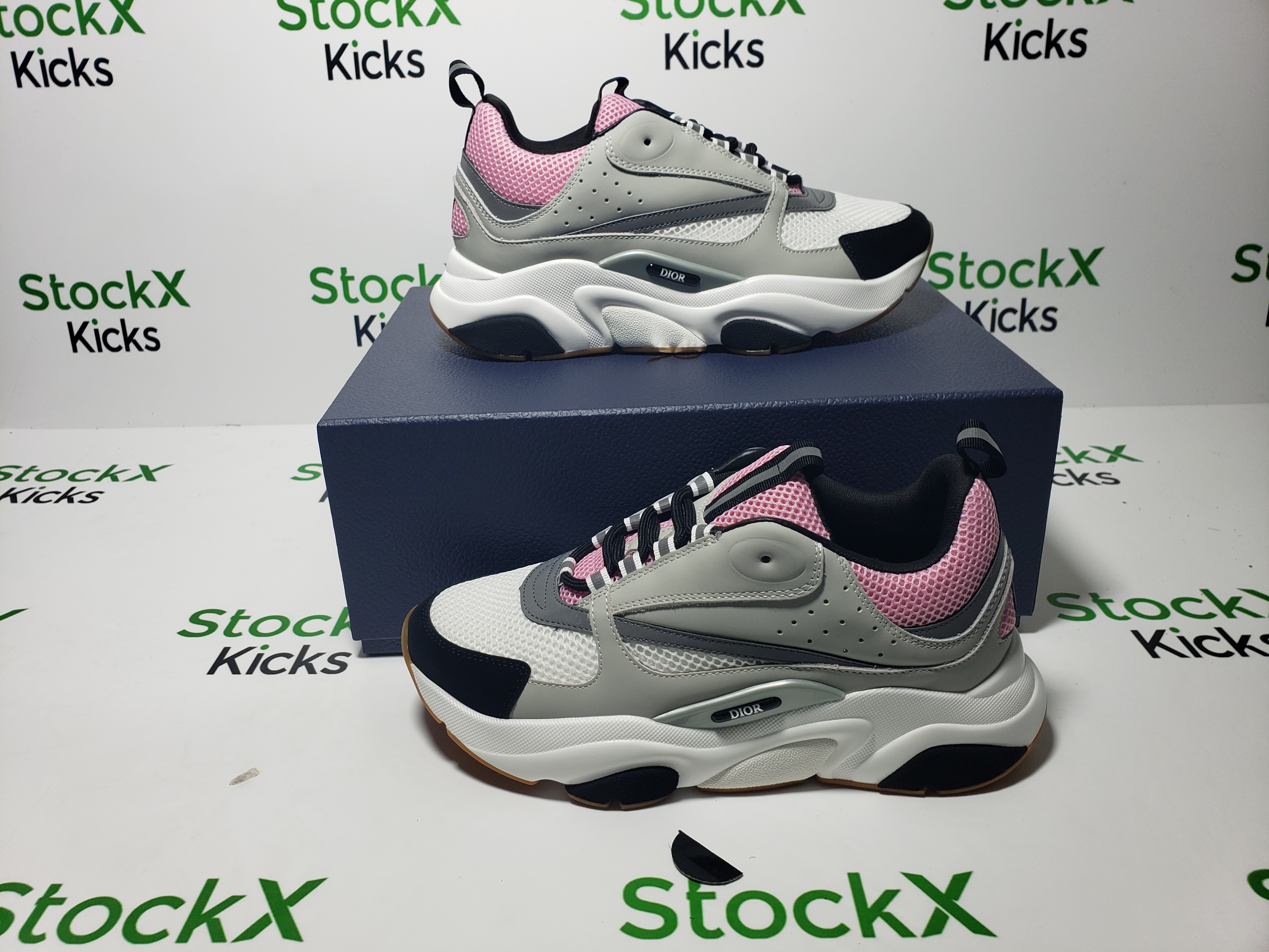 Dior B22 Sneakers Grey Pale Pink CK241024 review Stockxkicksvip 04
