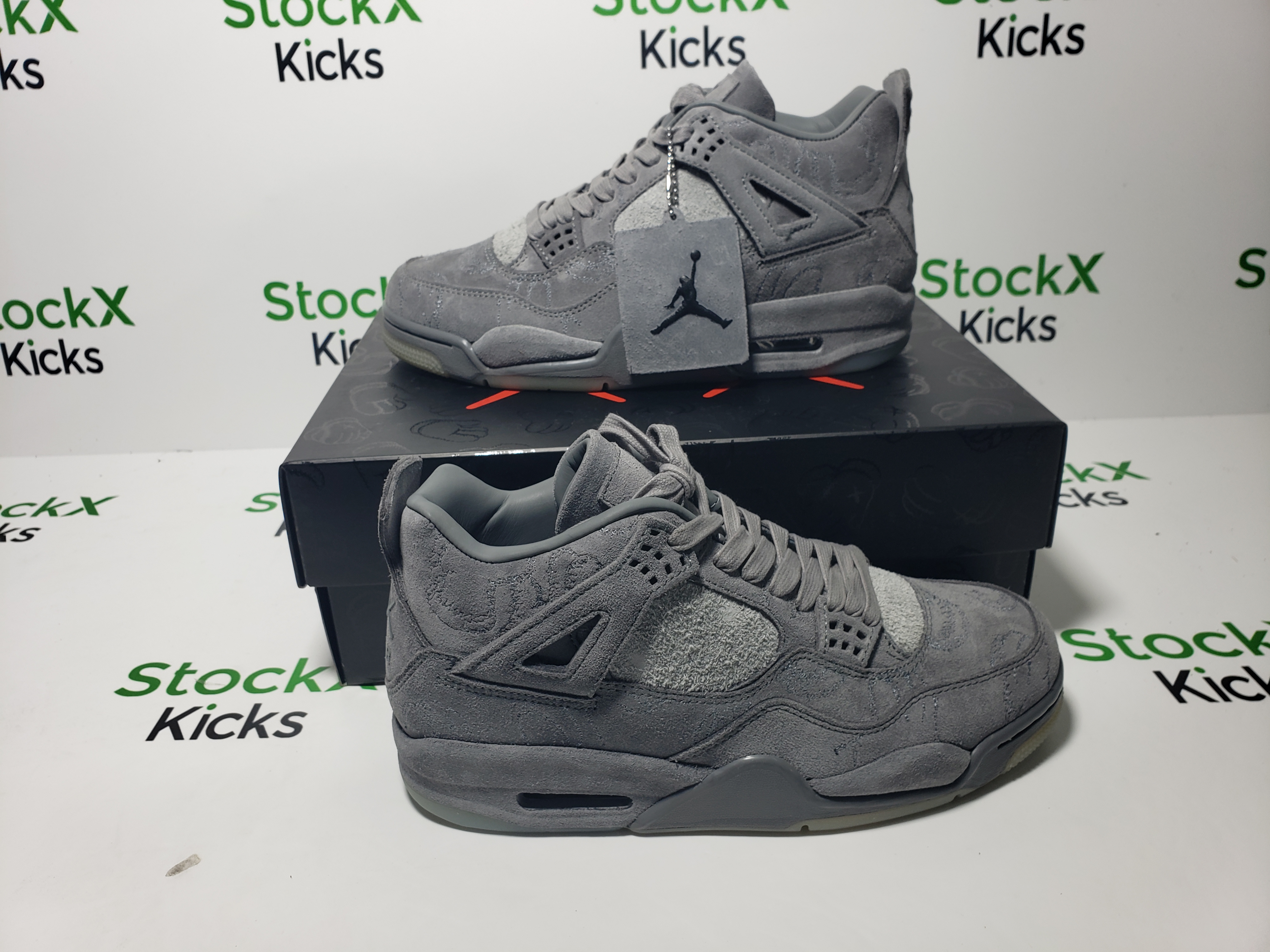 PK God Batch Air Jordan 4 Retro Kaws  930155-003 review Stockxkicksvip 03