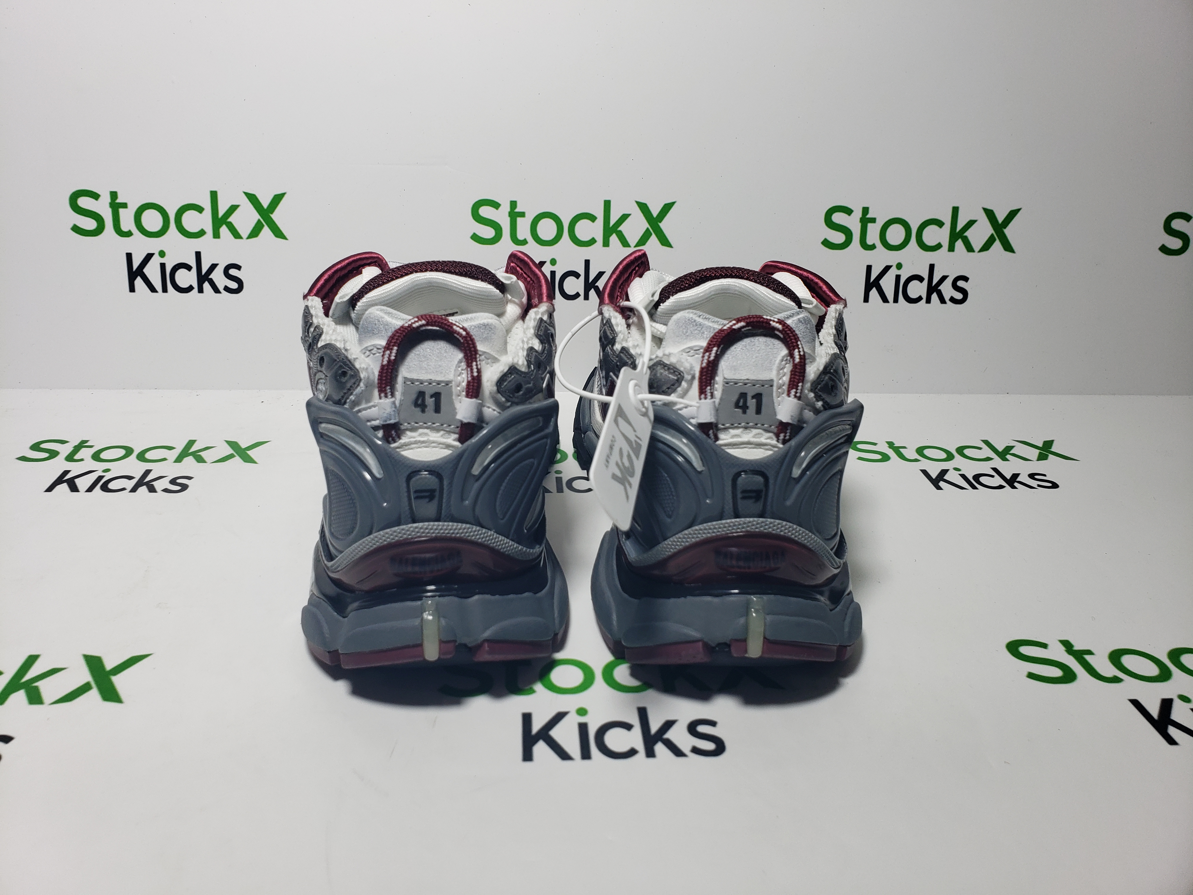 Balenciaga Runner White Wine Red review Stockxkicksvip 01