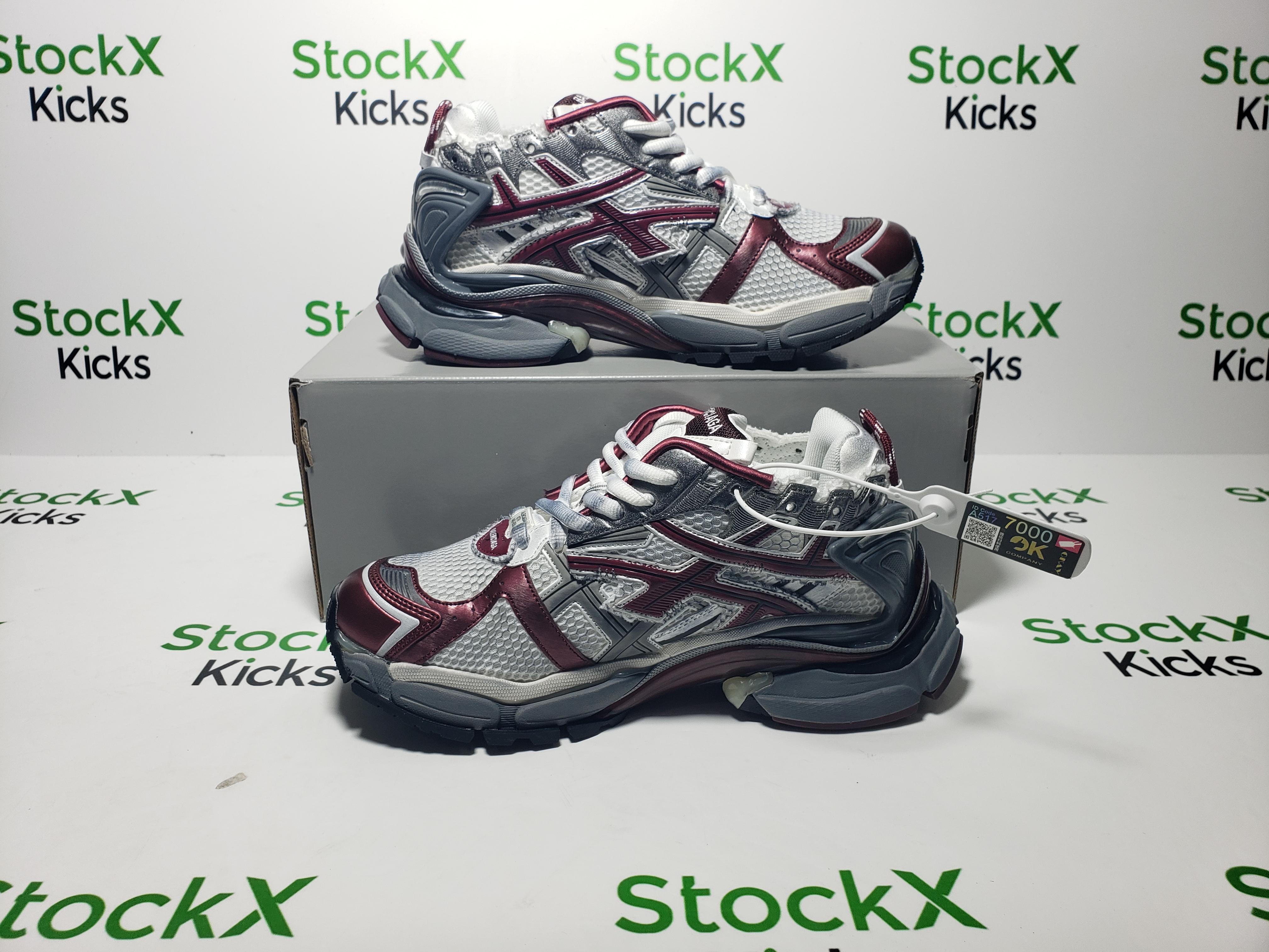 Balenciaga Runner White Wine Red review Stockxkicksvip 06