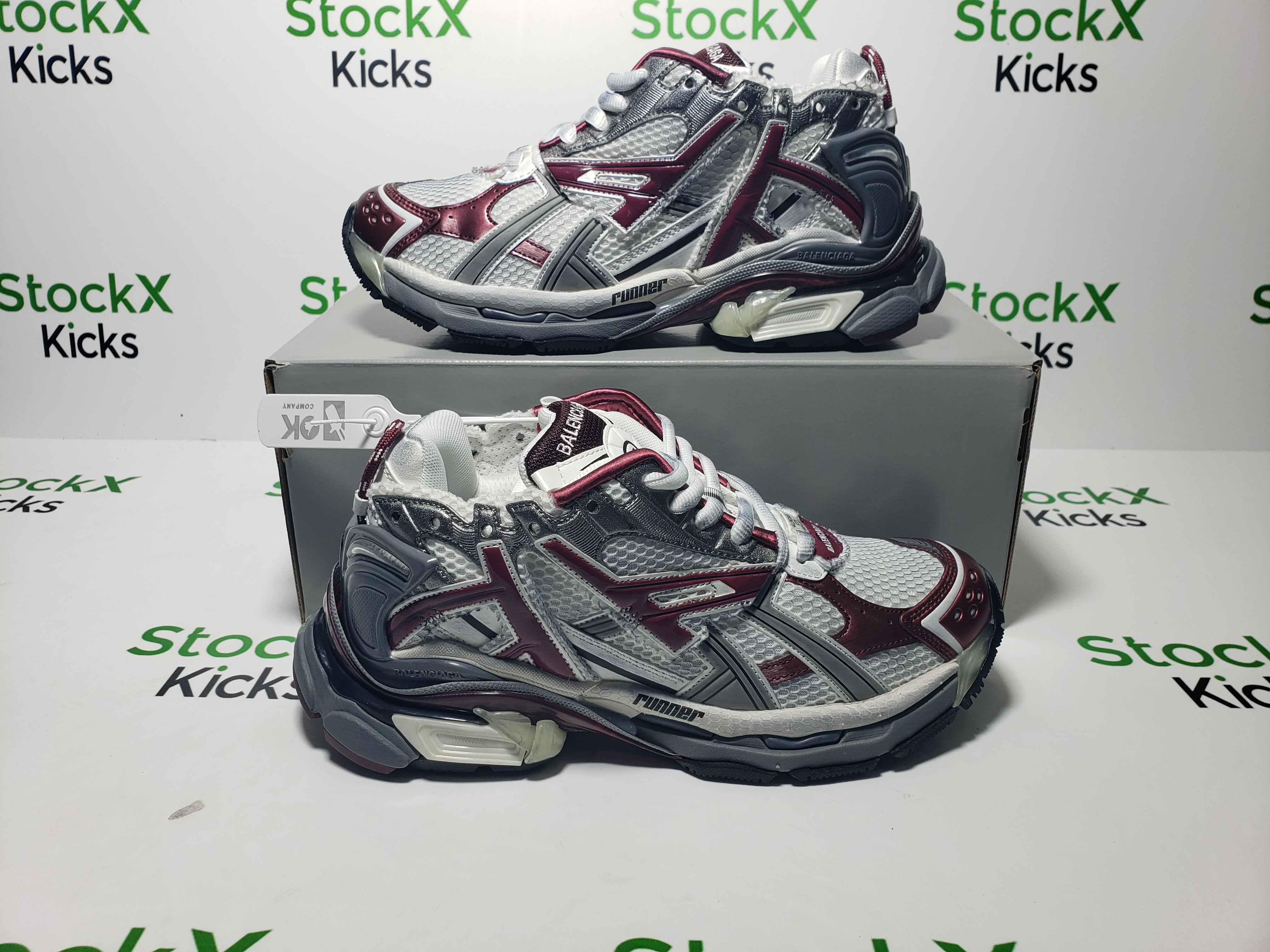 Balenciaga Runner White Wine Red review Stockxkicksvip 05