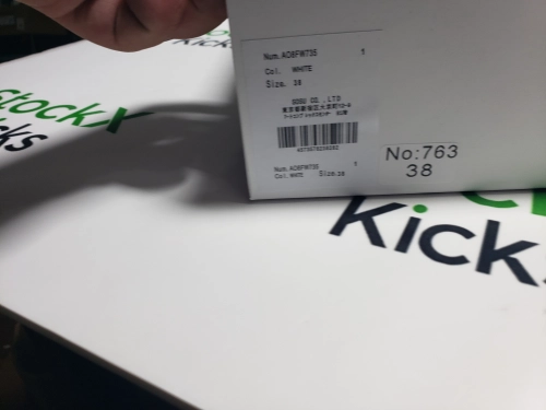 MIHARA YASUHIRO White And All White And Black Tail NO.763 review 