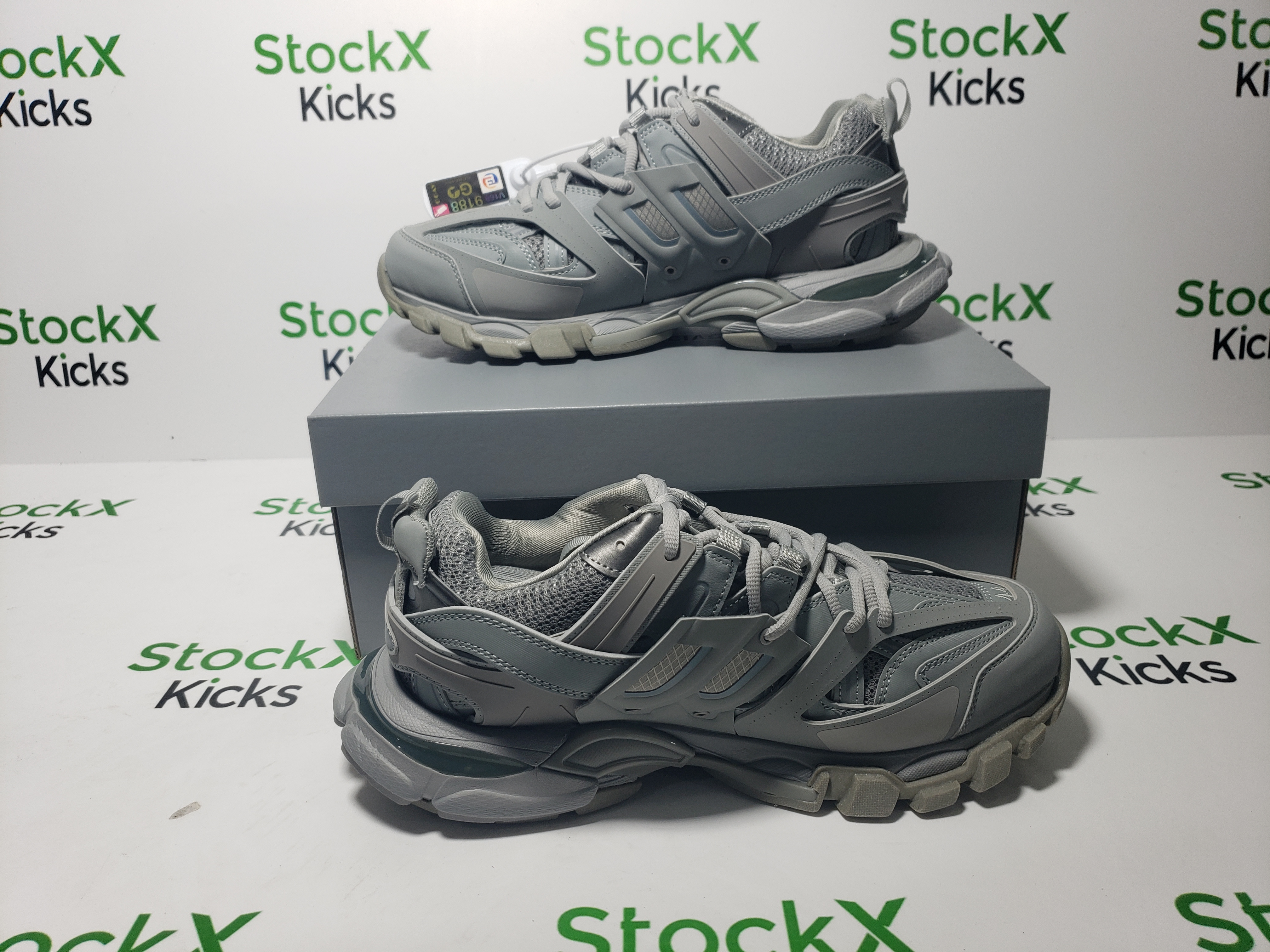 Balenciaga Track Sneaker Grey 542023W3FE31250 review Stockxkicksvip 03