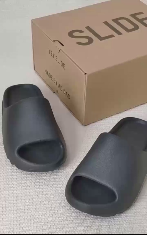 PK God Batch adidas Yeezy Slide Onyx HQ6448 review 
