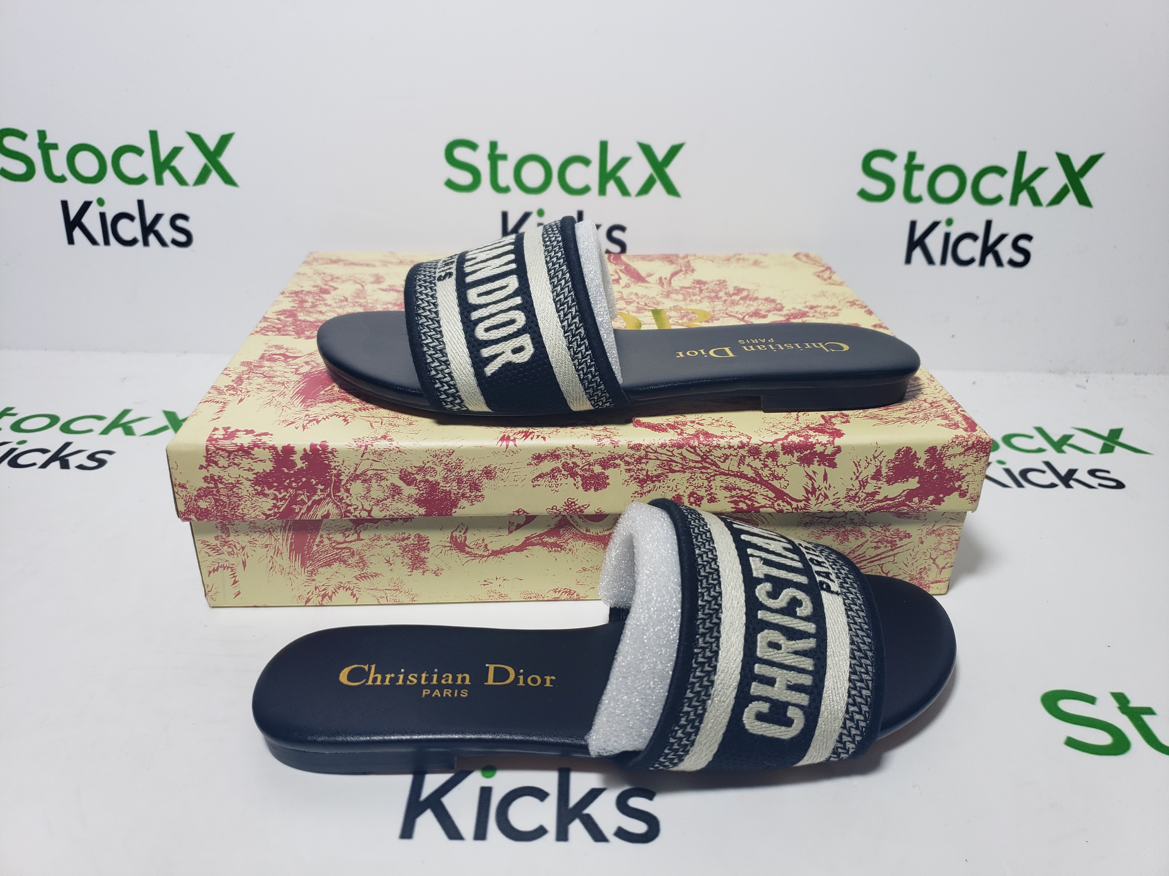 DIOR Classic Dway Slide Rose Black review Stockxkicksvip 02