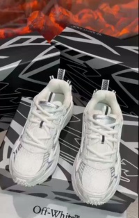 Off White Be Right Back Sneakers Military White Gray OMIA295F24 FAB00 10606 review Alex Martinez