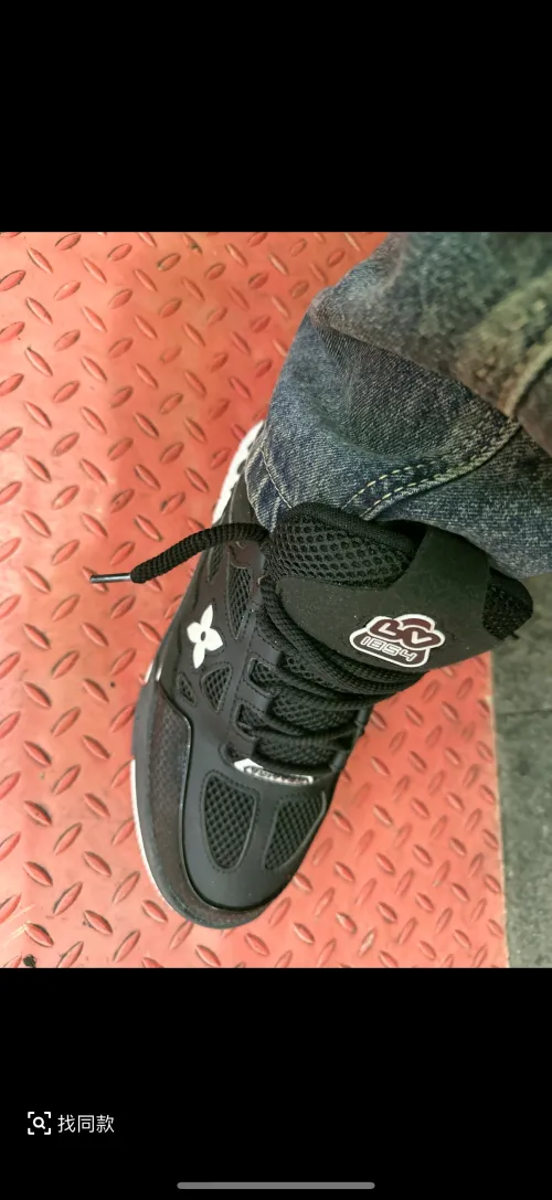 Louis Vuitton Skate Sneaker Leather lace up Fashionable Board Shoes Black 51BCOLRB review 