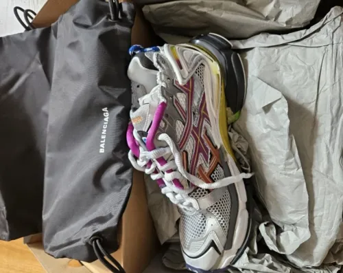 【FLASH SALE】Balenciaga Runner Multicolor 677403W3RB68123 review 