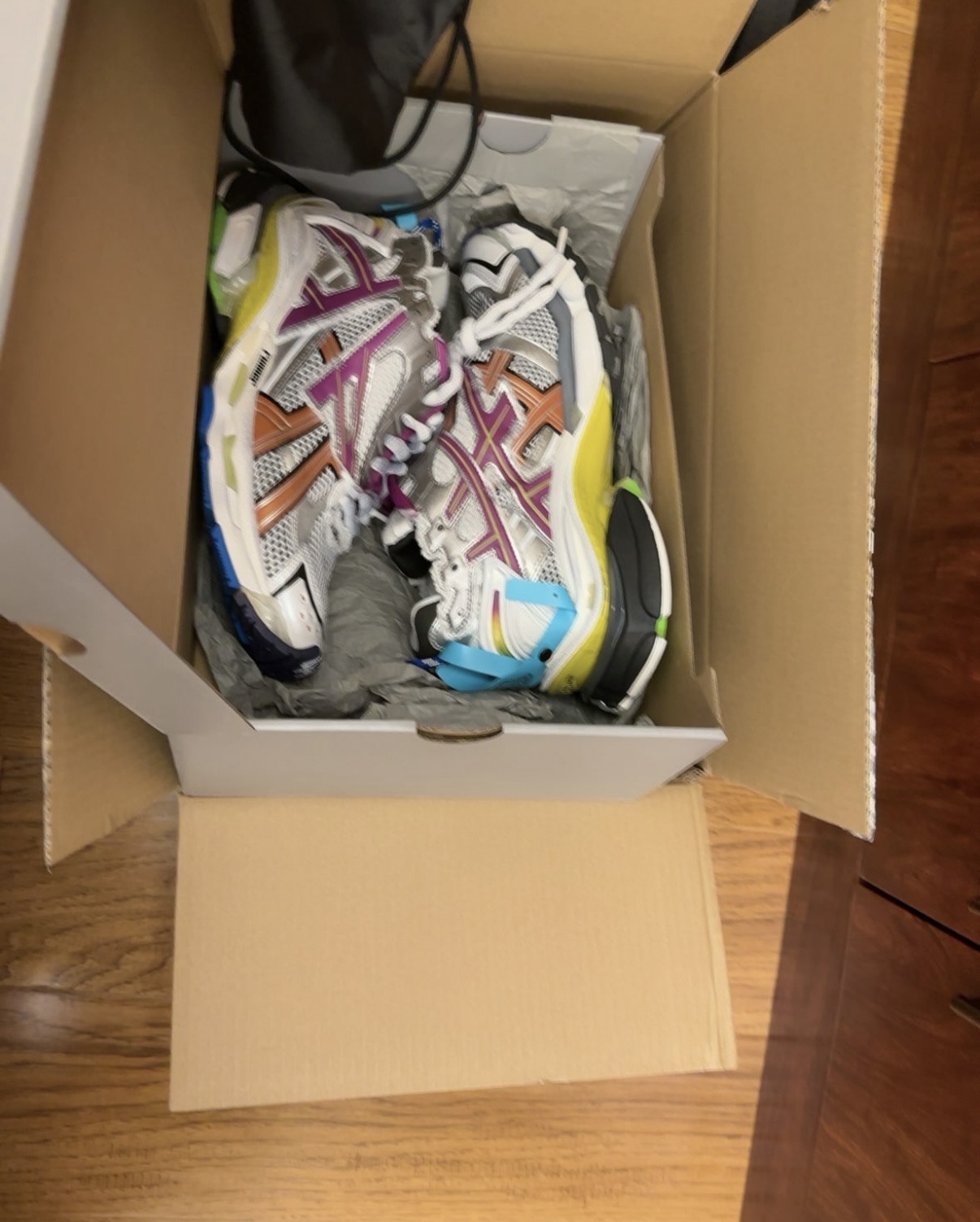 【Top PK Version】Balenciaga Runner Multicolor 677403W3RB68123 review Karla Santos Mendoza