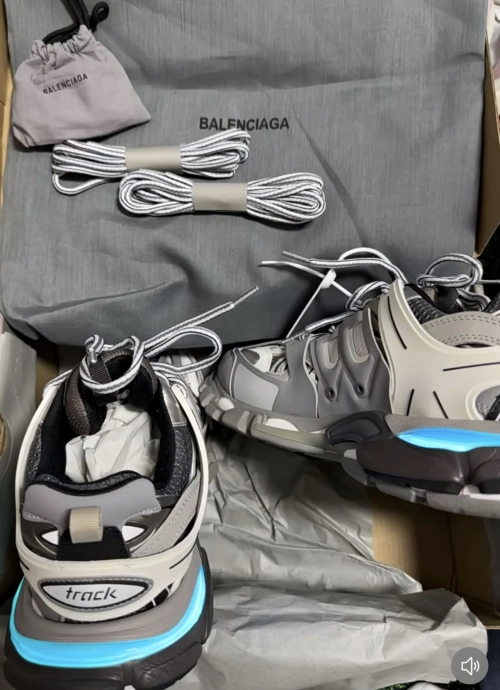 Balenciaga Track Tess S.Grey (LED) 555032 W1GB7 1214 review 