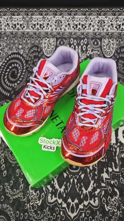 Bottega Veneta Orbit Red review Stockxkicks 02