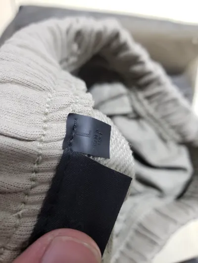 Fear of God Essentials Shorts & T-shirts Set CX101LC2989988 review stockxkicksvip 03