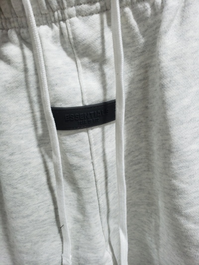 Fear of God Essentials Shorts CX58 LC8893 review Stockxkicksvip 02