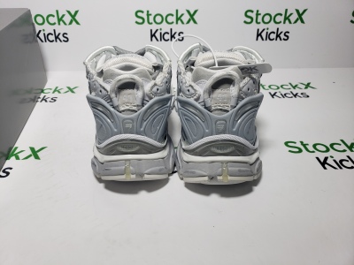 Balenciaga Runner Beige Light Blue 677402 W3RB2 8100 review Stockxkicksvip 01