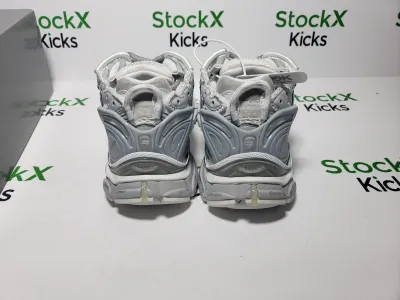 Balenciaga Runner Beige Light Blue 677402 W3RB2 8100 review Stockxkicksvip 01