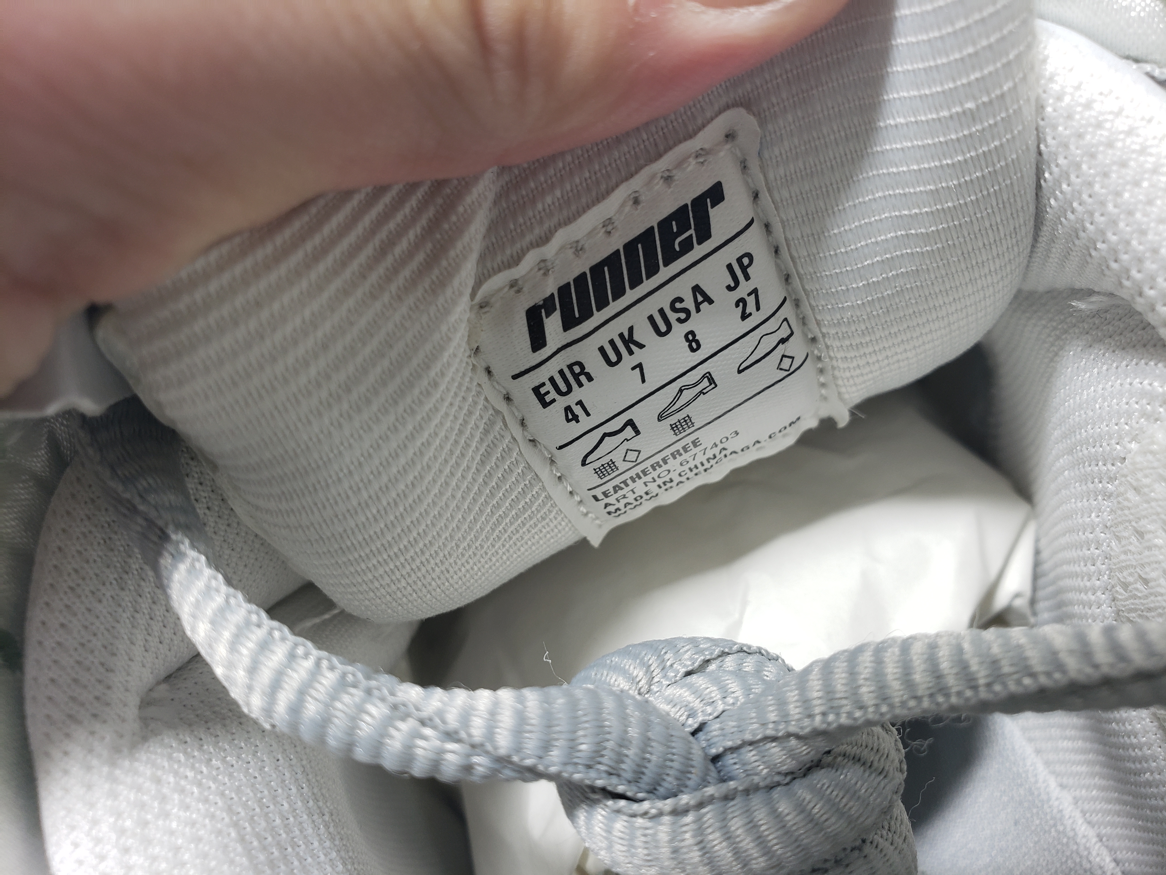 Balenciaga Runner Beige Light Blue 677402 W3RB2 8100 review Stockxkicksvip 05