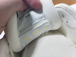 Louis Vuitton Trainer White Green 1A98UX review Stockxkicksvip 06