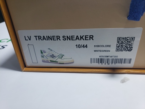 Louis Vuitton Trainer White Green 1A98UX review 