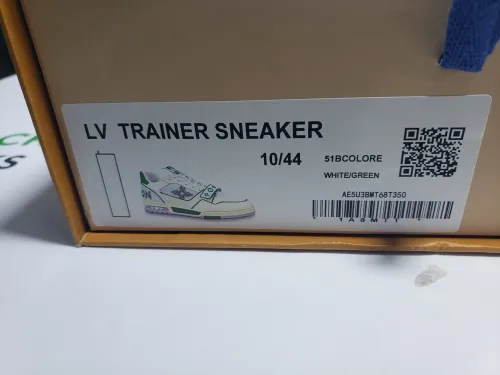 Louis Vuitton Trainer White Green 1A98UX review 