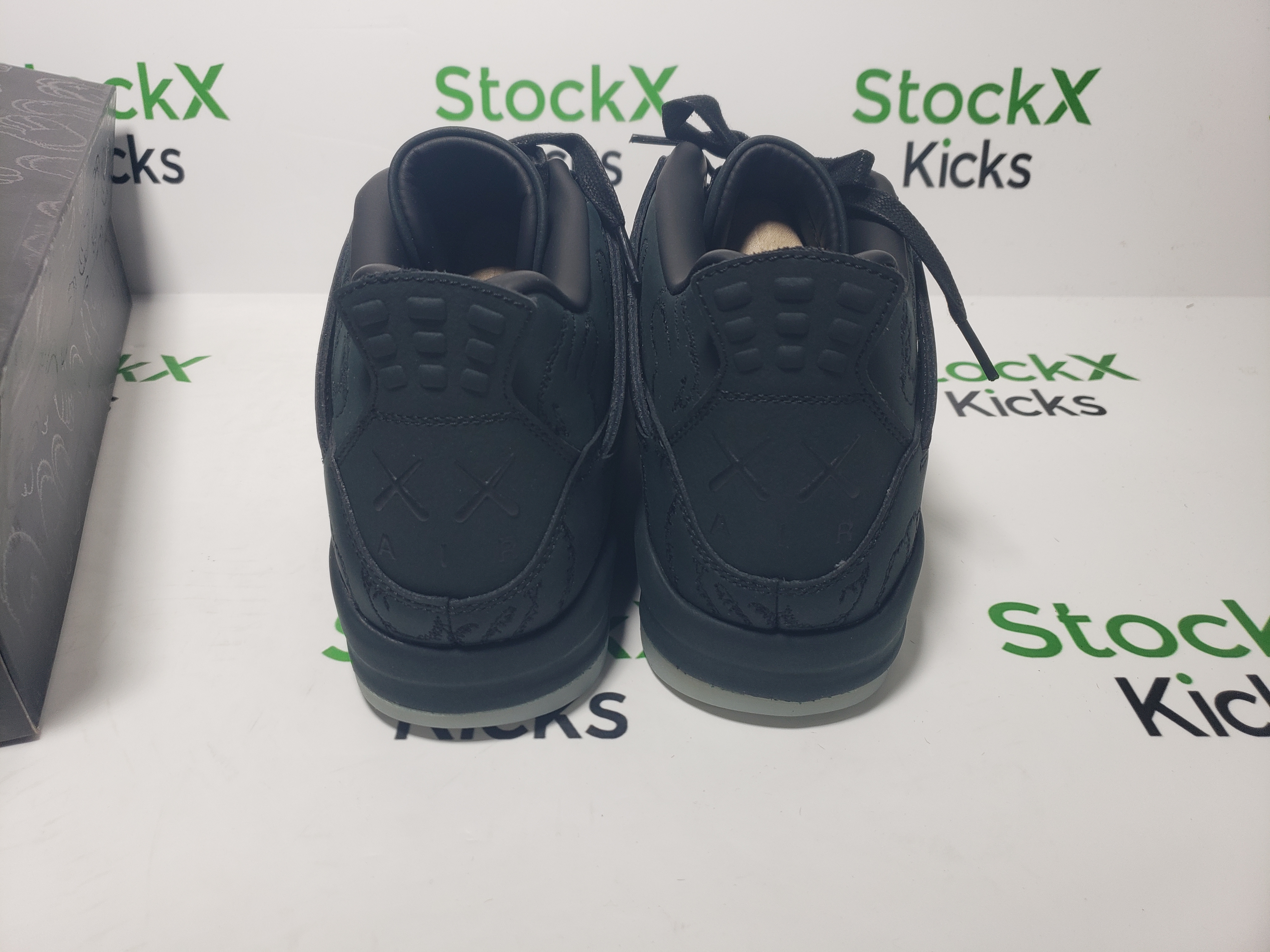 PK God Batch Air Jordan 4 Retro Kaws Black 930155-001 review Stockxkicksvip 01