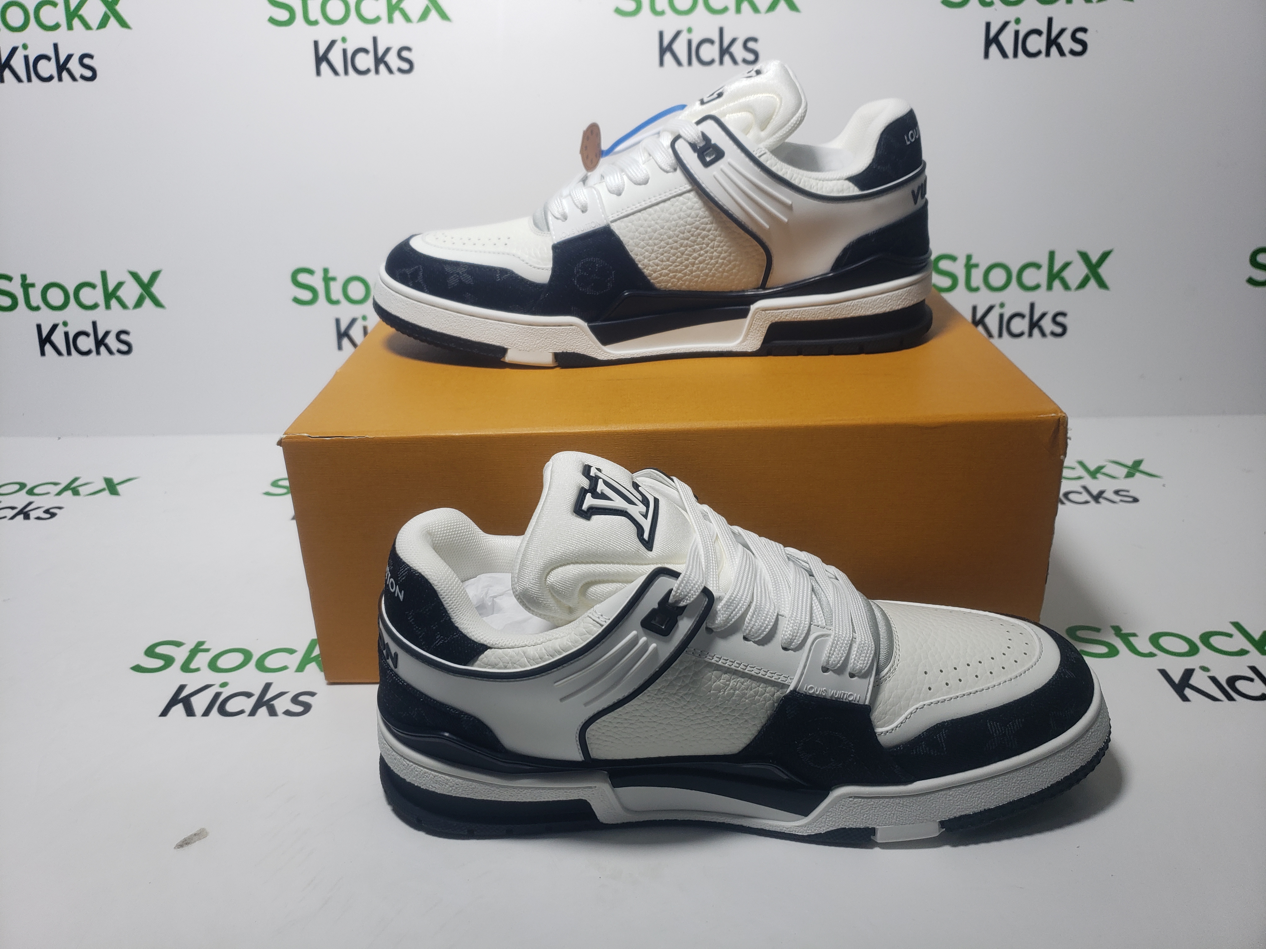 Louis Vuitton LV Trainer Sneaker Black White XD CK24071803 review Stockxkicksvip 03