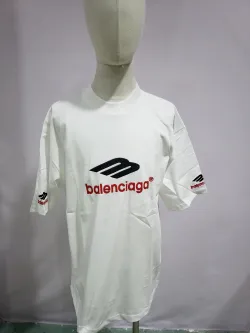 Balenciaga 3B Big M full-Embroidered T-shirt White review Stockxkicksvip 01