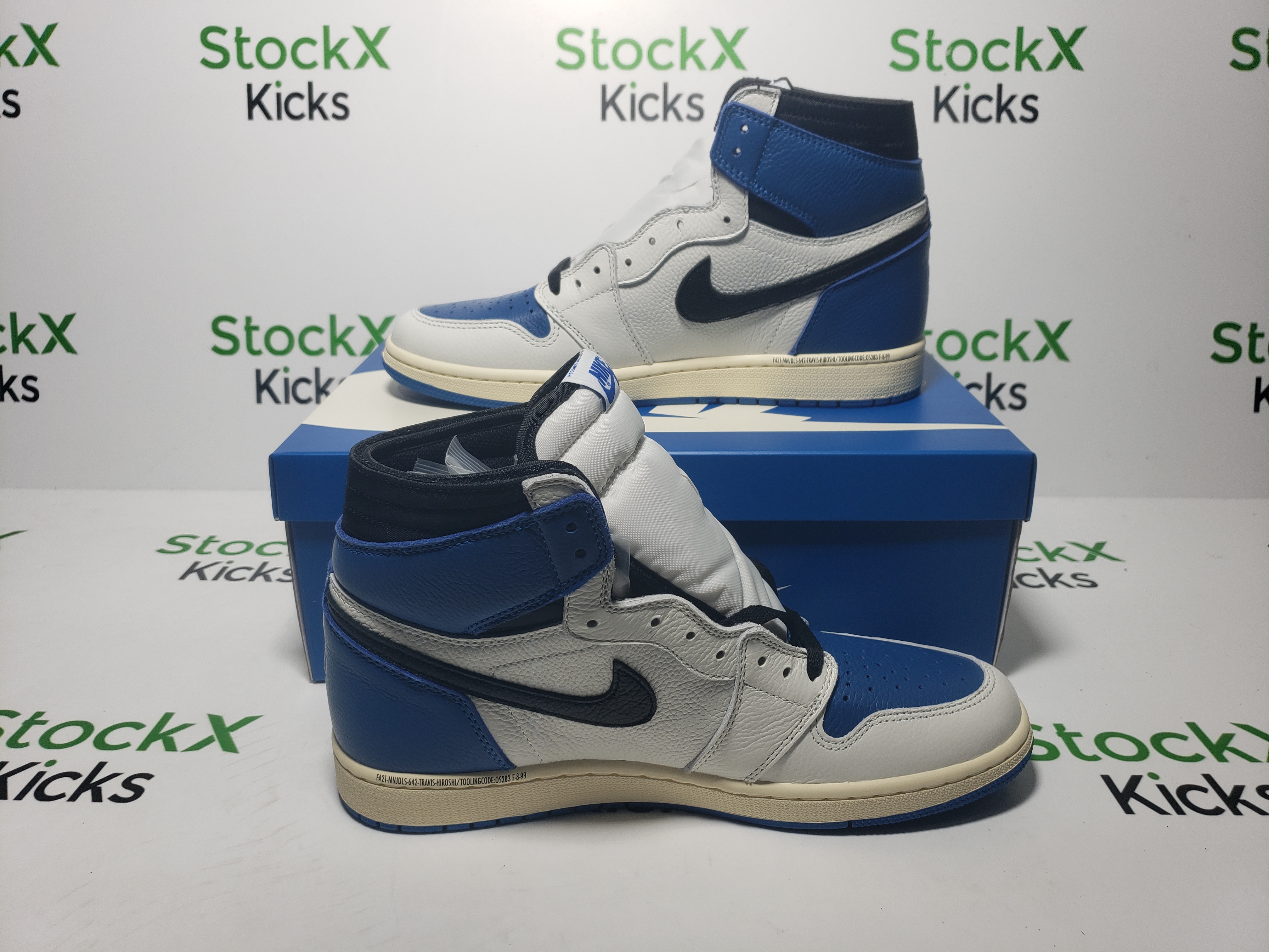 LJR Batch  Air Jordan 1 High OG SP Fragment x Travis Scott DH3227-105 review Stockxkicksvip 03