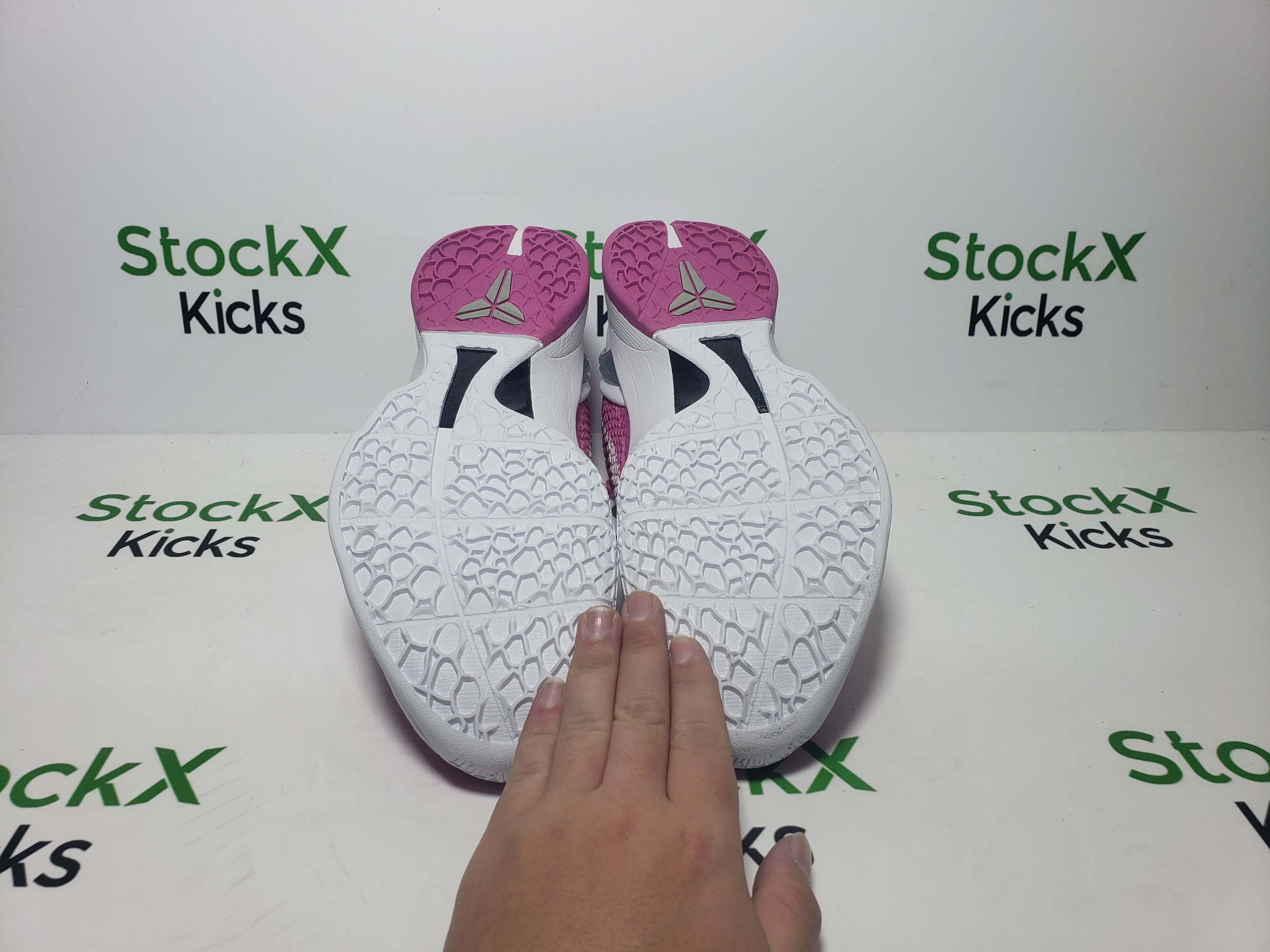 Nike Kobe 6 Kay Yow Think Pink 429659-601 review Stockxkicksvip 04