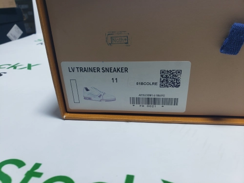 Louis Vuitton Trainer White Litchi Pattern FD0221 review 