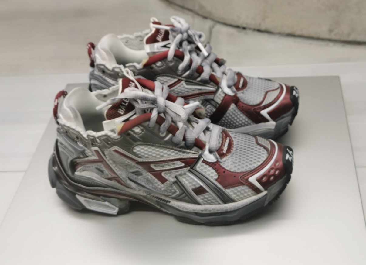 Balenciaga Runner White Wine Red review David Blaha