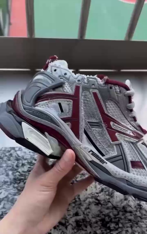 Balenciaga Runner White Wine Red review 