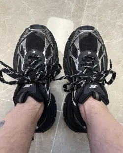 Balenciaga 3XL Sneaker Black And White 542228 W2RB8 1090 review nelson n