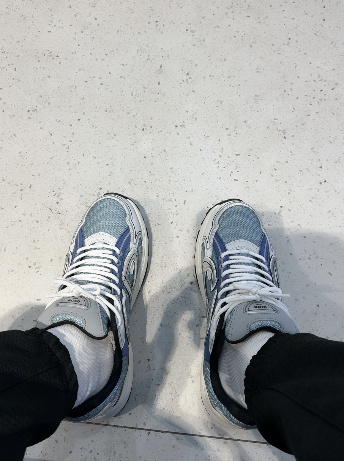 Dior B30 Blue Mesh White Technical Fabric 3SN279ZRD-H065 review John Grilo