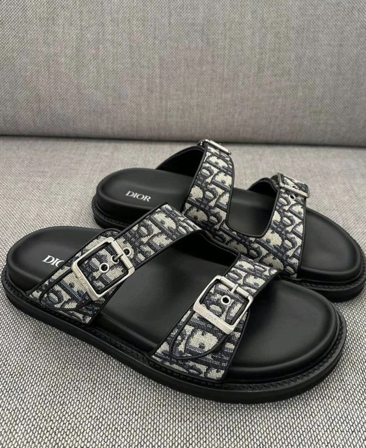 Dior Aqua Sandal Beige and Black Dior Oblique Jacquard 3SA135ZSA_H561 review Jonathan Loya