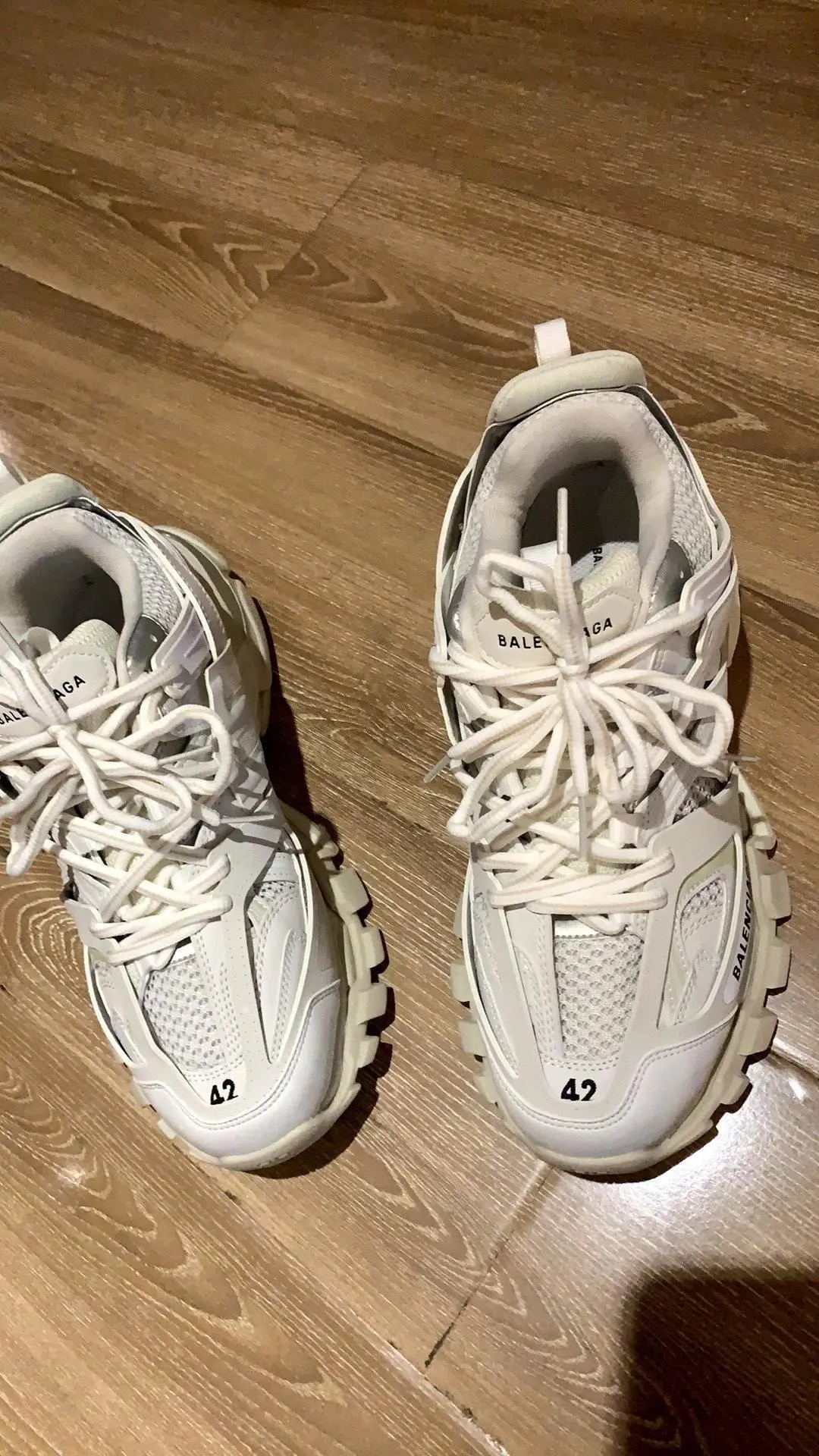 Balenciaga Track Tess S.White Black (LED) 542023 W3AC1 9010 review Simone Loffreda