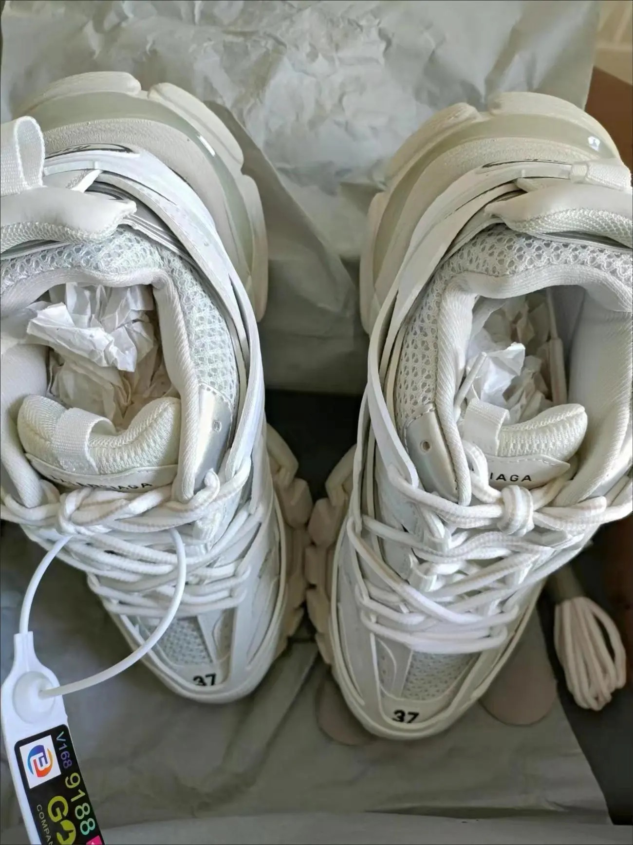 Balenciaga Track Tess S.White Black (LED) 542023 W3AC1 9010 review David H Leatherwood