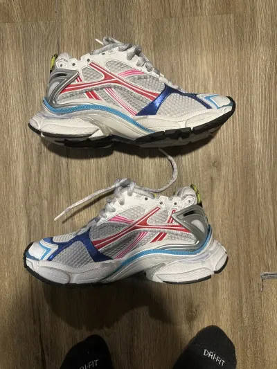 Balenciaga Runner White Multicolor 772774W3RBW9645 review Yeferson López
