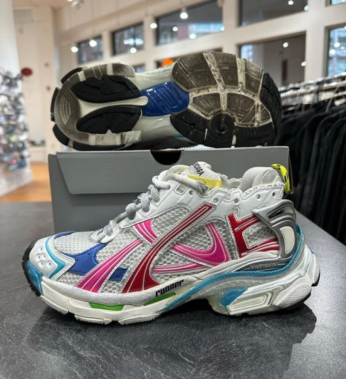 Balenciaga Runner White Multicolor 772774W3RBW9645 review 