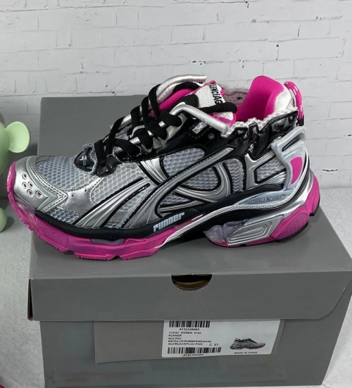 Balenciaga Runner Silver Pink 677402 W3RB2 9155 review 