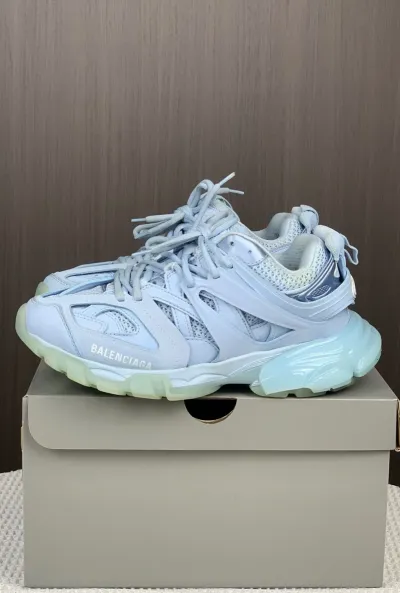 Balenciaga Track Tess Light Blue (LED) 542436 W2LA1 4800 review Dylan Gialamas