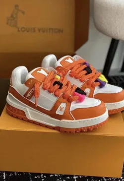 Louis Vuitton Trainer White Orange 1AB8SZ review mano isse