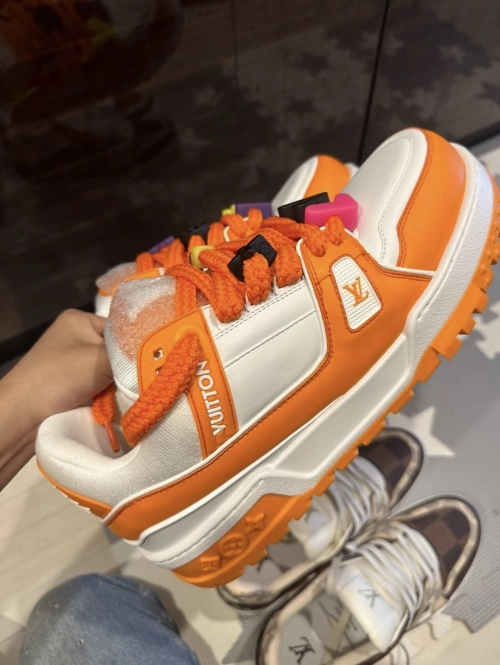 Louis Vuitton Trainer White Orange 1AB8SZ review 