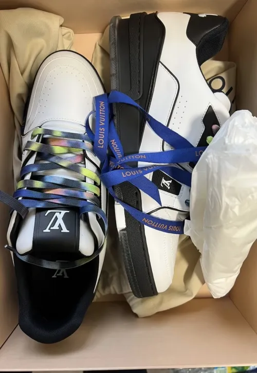 Louis Vuitton Trainer Black and White 1A9ADA review 