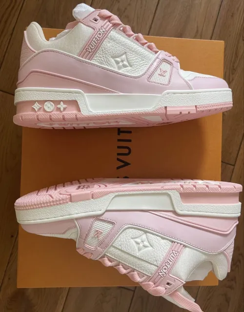 Louis Vuitton Trainer Rose Pink VL0231 review 