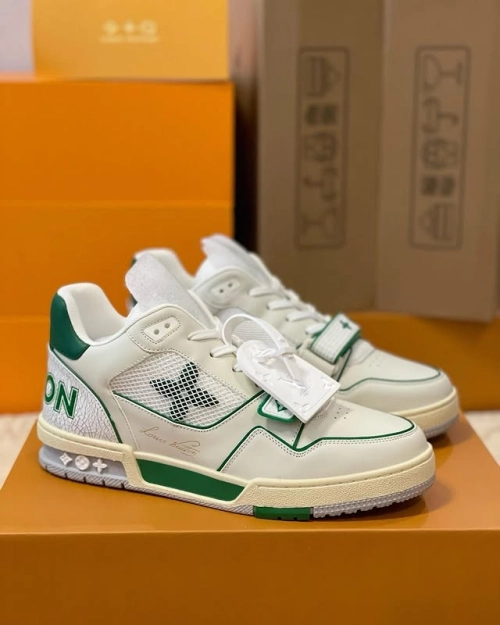 Louis Vuitton Trainer White Green 1A98UX review 