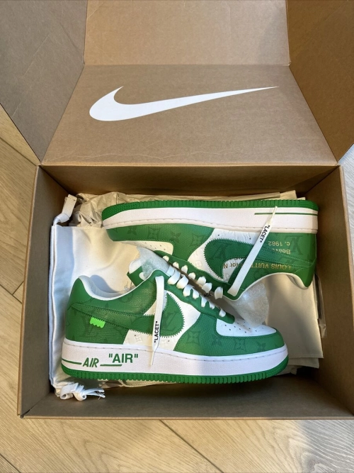 Louis Vuitton x Nike Air Force 1 White Green 7108-6 review 