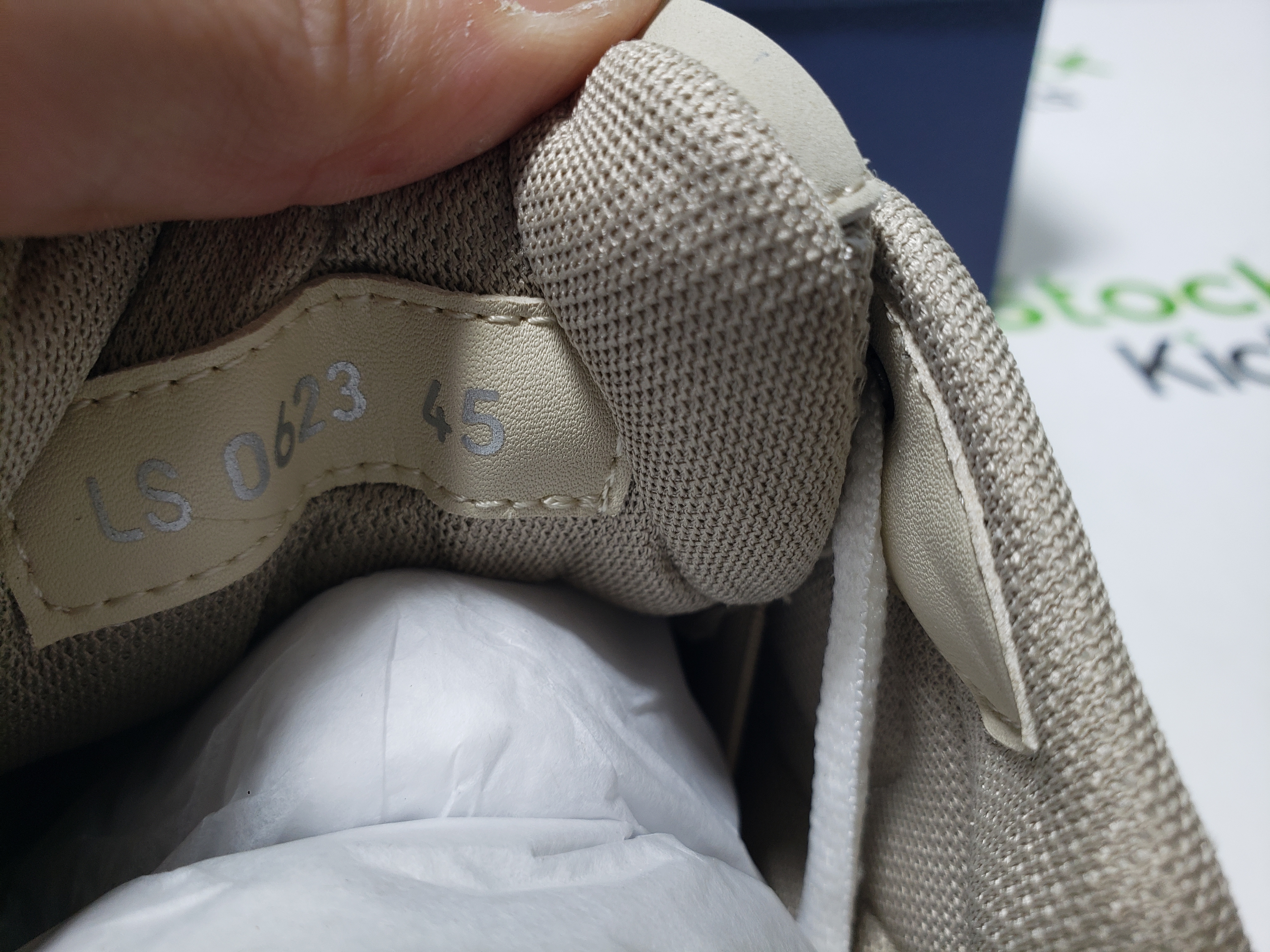 Dior B30 Cream 3SN279ZMA_H161 review Stockxkicks 05