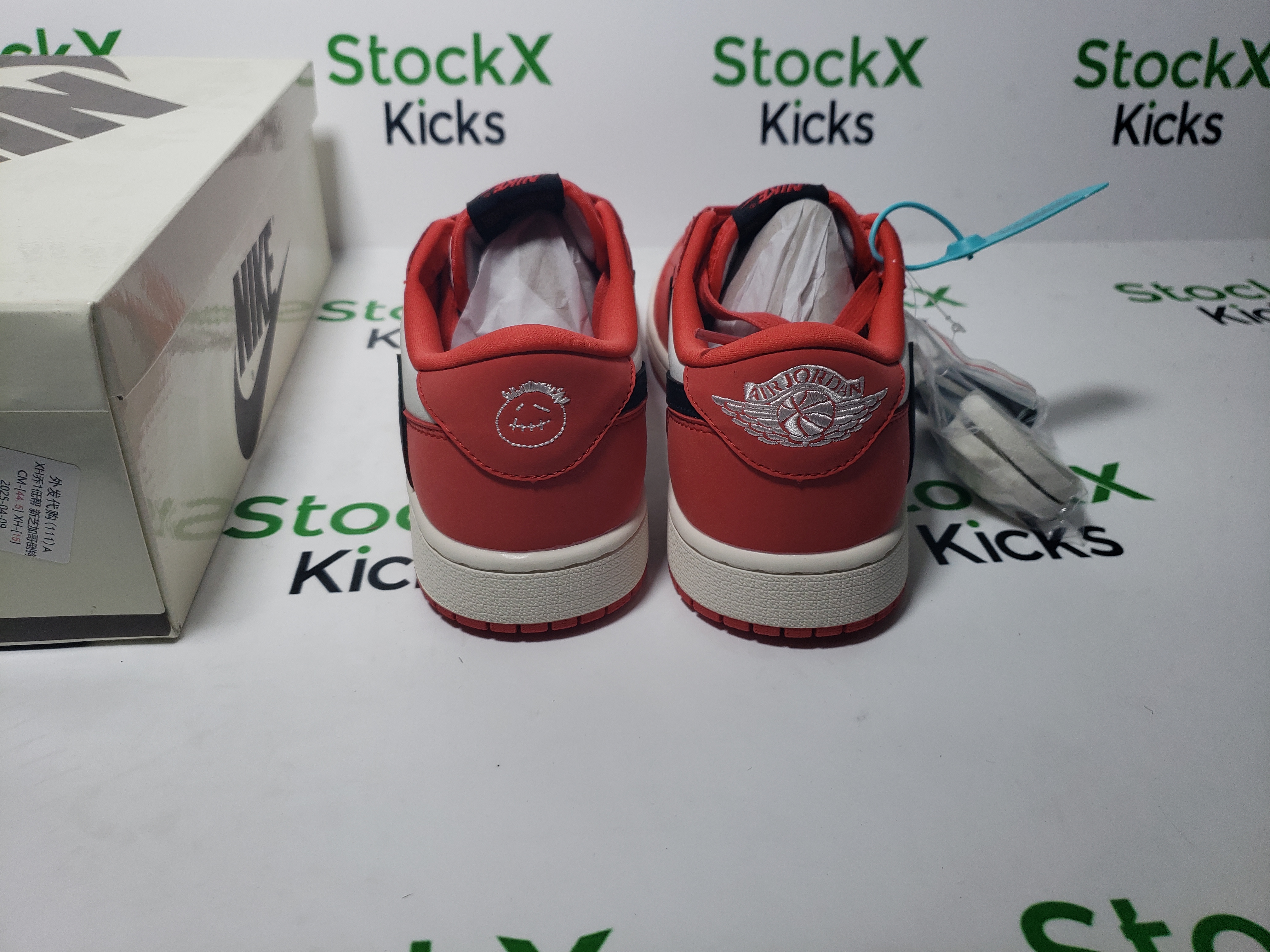 LJR Batch Air Jordan 1 Low Travis Scott  Red DM7688-100 review Stockxkicks 01