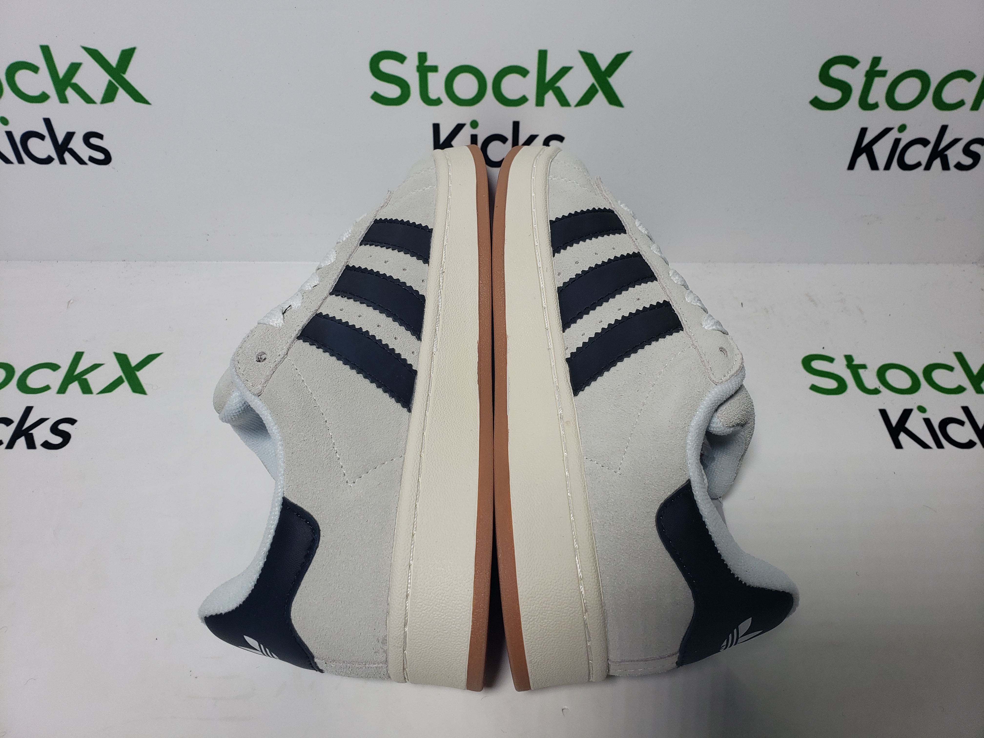 Aadidas Campus 00s Crystal White Core Black GY0042 review Stockxkicks 04