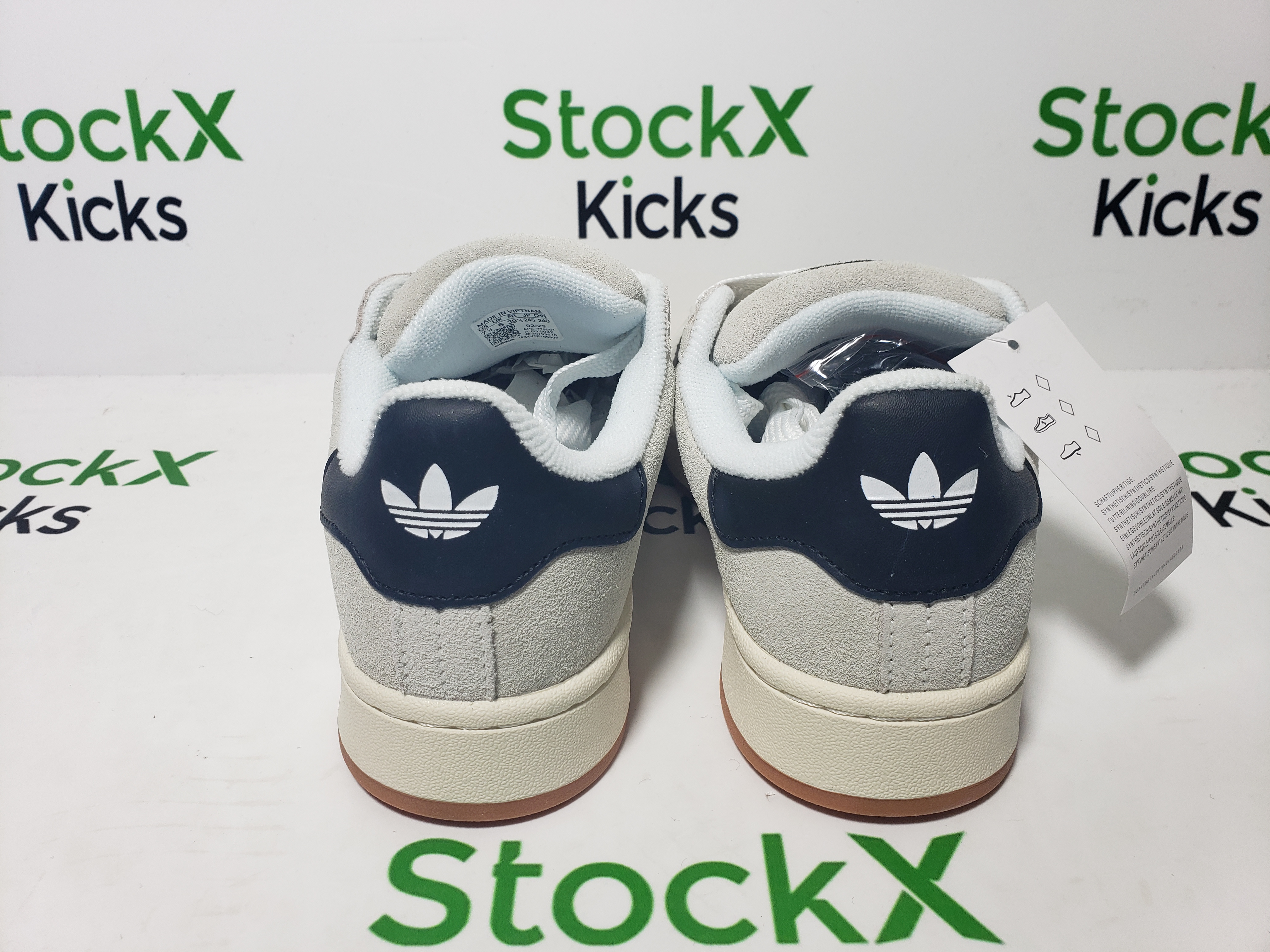 Aadidas Campus 00s Crystal White Core Black GY0042 review Stockxkicks 05